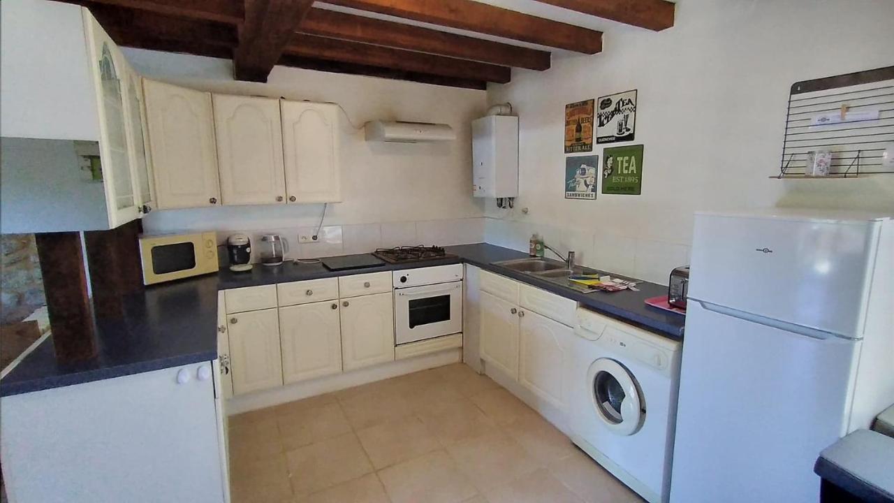 Character 2 Bed Cottage Within Walking Distance Of Bar/Restaurants Piégut-Pluviers Zewnętrze zdjęcie