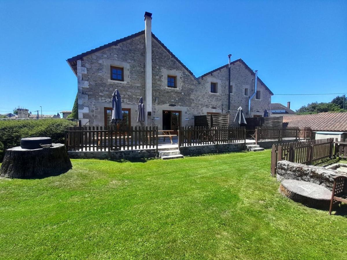 Character 2 Bed Cottage Within Walking Distance Of Bar/Restaurants Piégut-Pluviers Zewnętrze zdjęcie